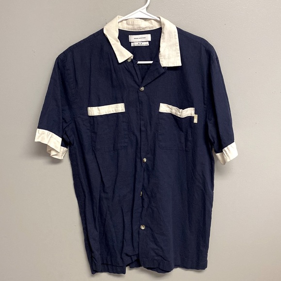 Dress shirt - Picture 1 of 2